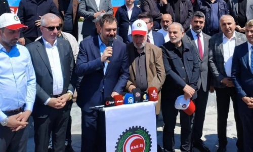 PEKTAŞ, ELAZIĞ'DA 1 MAYIS ETKİNLİĞİNE KATILDI