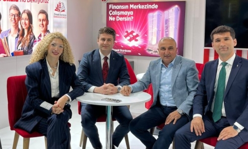 PEKTAŞ, İPEKYOLU KARİYER FUARINDA ZİRAAT BANKASI STANDINI ZİYARET ETTİ